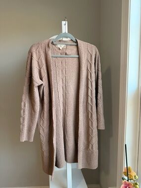 Cozy Open-Front Cable Cardigan in Taupe